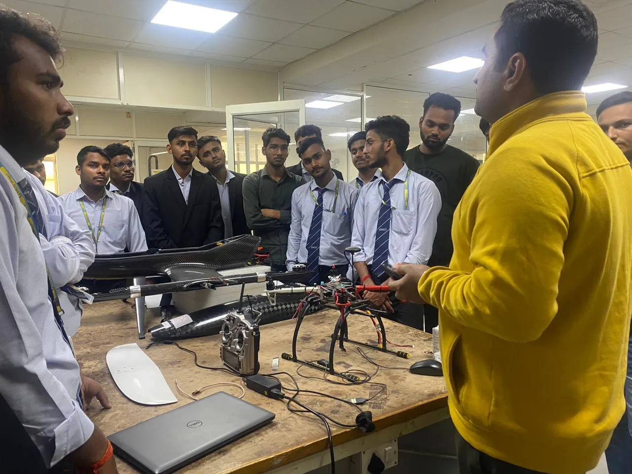 ECE Students Visit Elcomponics Aerob Pvt. Ltd